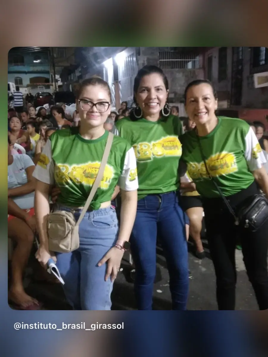 Grupo de voluntárias do Instituto